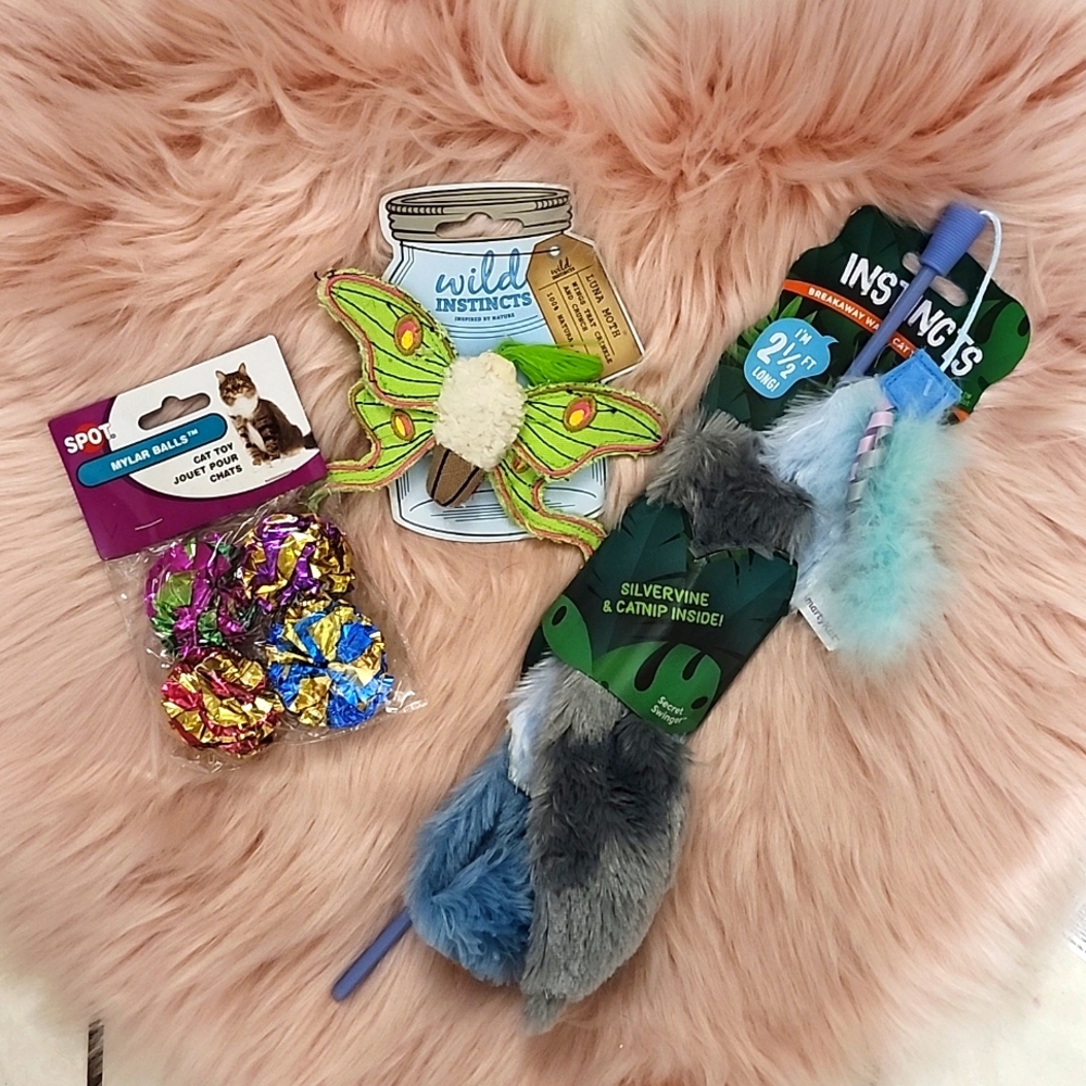 Brand New BUNDLE ASSORTED BRANDS CAT TOYS & TEASER WAND-3CT